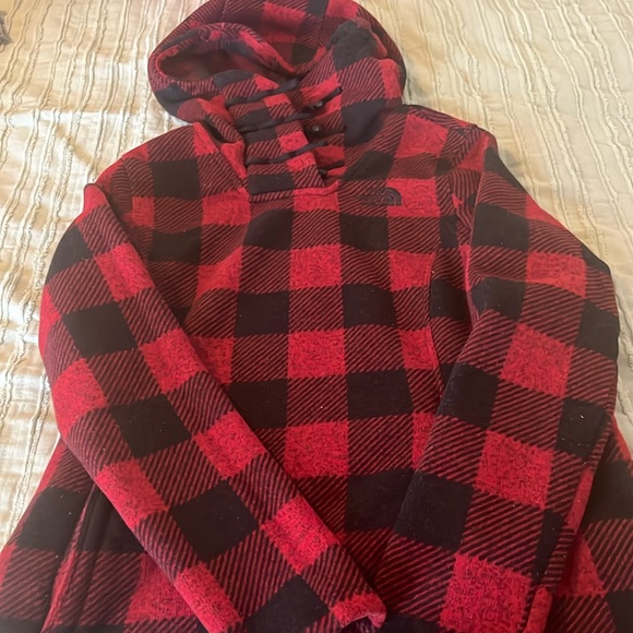 North Face Pullover - Picture 1 of 6